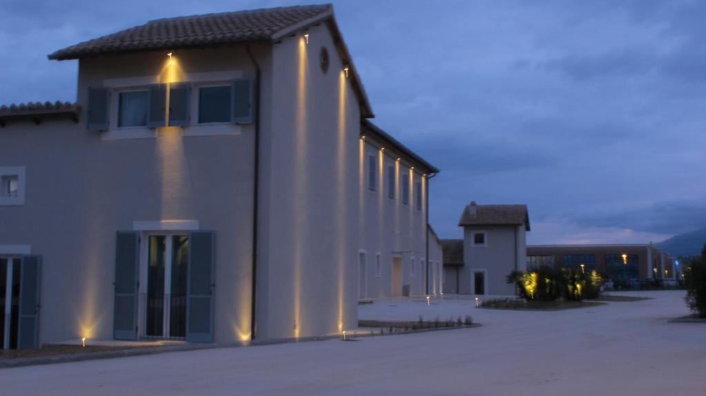 Hotel & Resort Le Colombare フォリーニョ エクステリア 写真