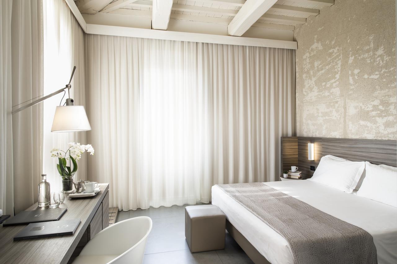 Hotel & Resort Le Colombare フォリーニョ エクステリア 写真
