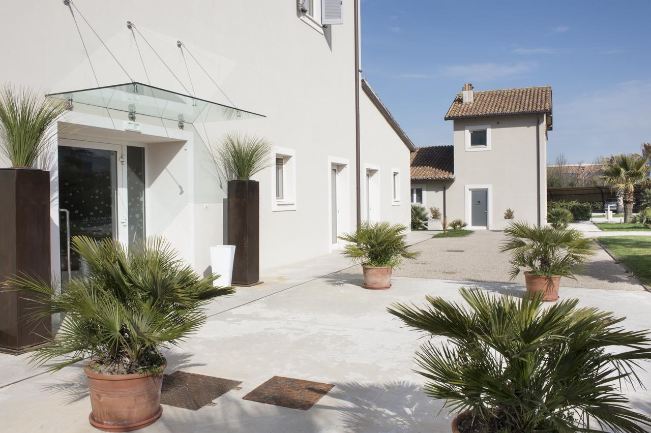Hotel & Resort Le Colombare フォリーニョ エクステリア 写真